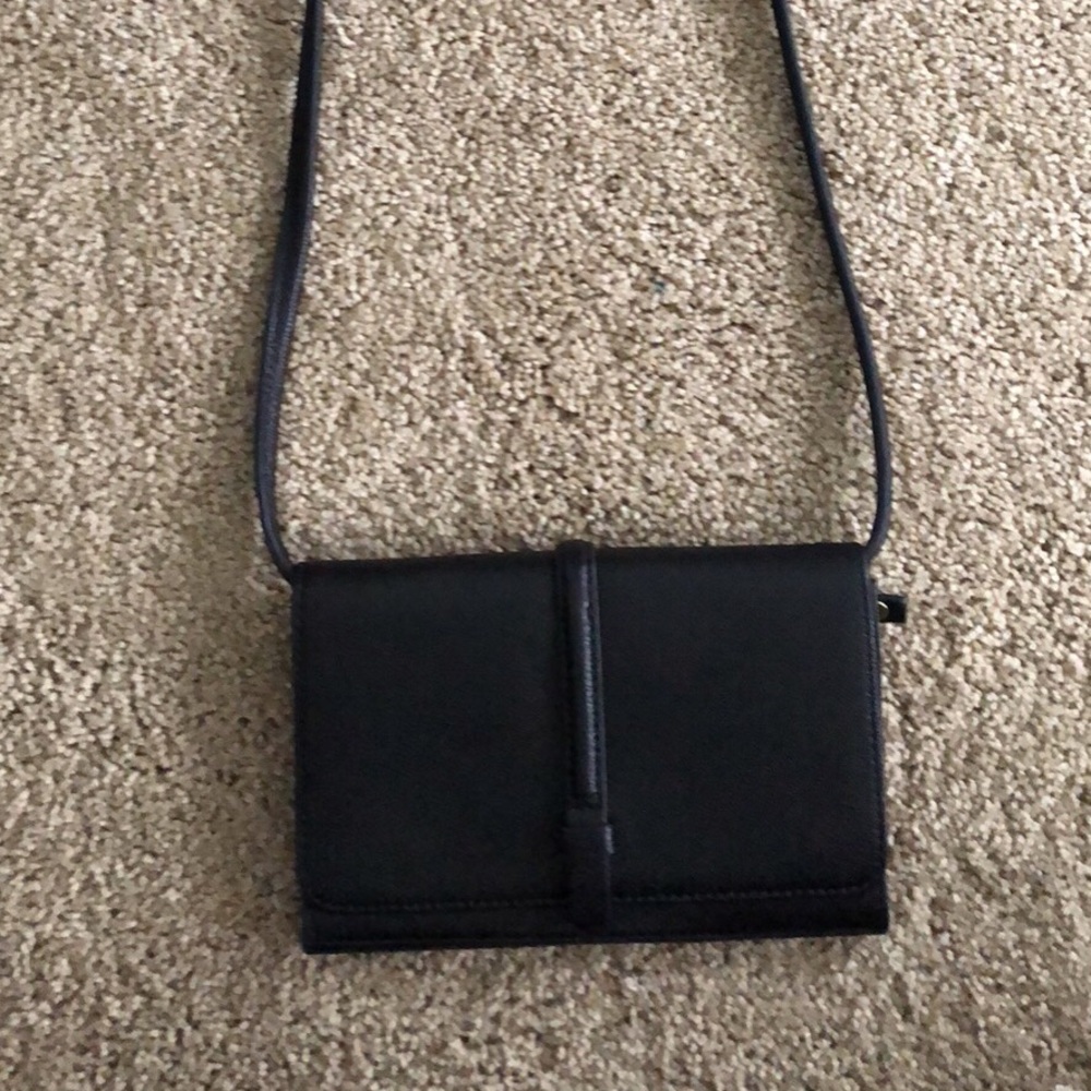 Fossil black crossbody wallet